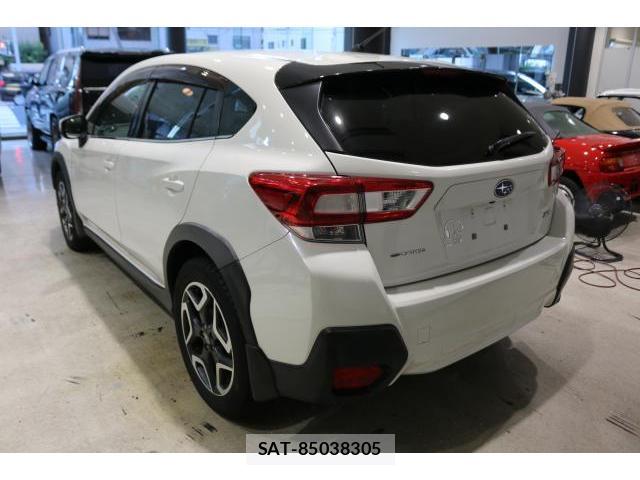 Subaru XV 2017-08 8551429-11