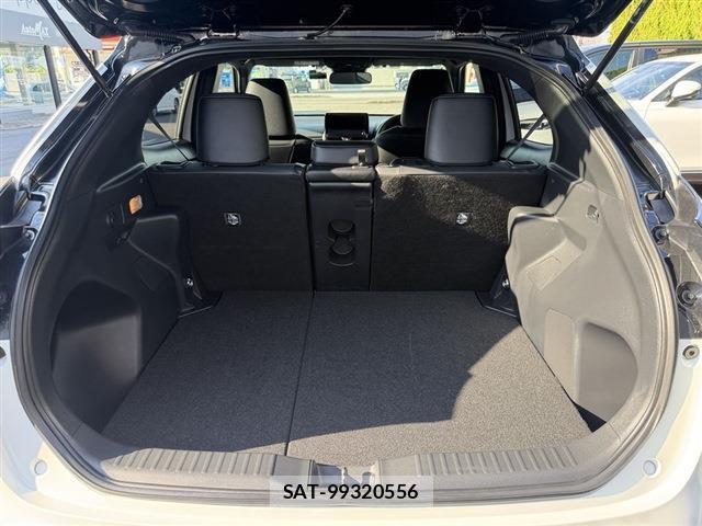 Toyota YARIS CROSS 2025-07 8546054-9