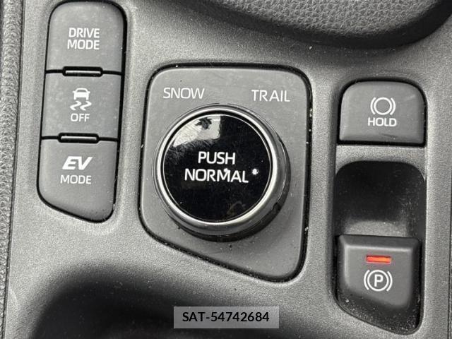 Toyota YARIS CROSS 2025-10 8546748-17