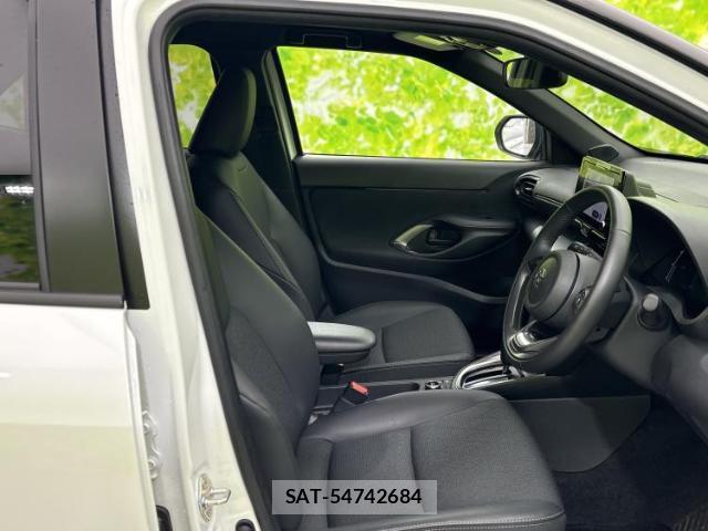 Toyota YARIS CROSS 2025-10 8546748-3