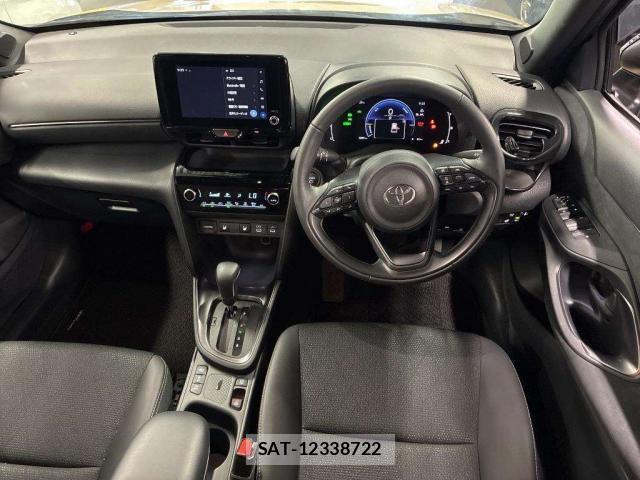 Toyota YARIS CROSS 2025-06 8547896-2
