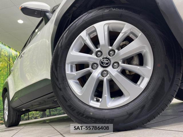 Toyota YARIS CROSS 2021-07 8548066-12