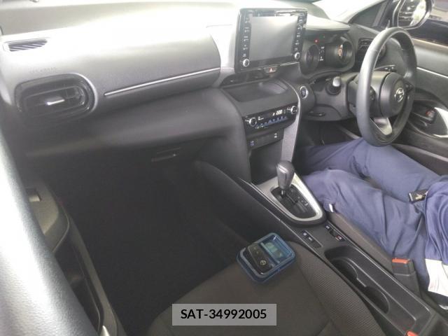 Toyota YARIS CROSS 2023-06 8548355-2