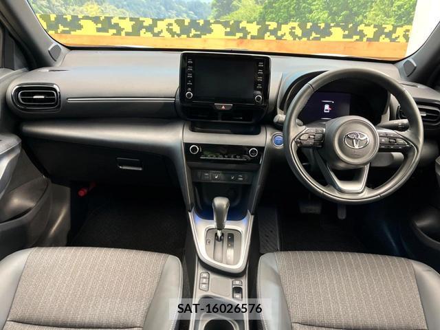 Toyota YARIS CROSS 2023-10 8548448-1