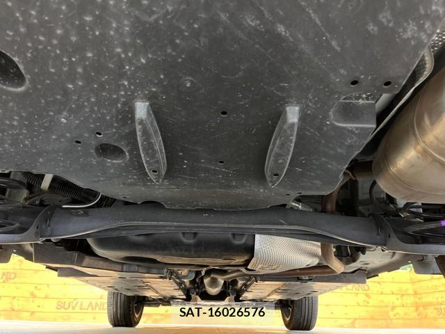 Toyota YARIS CROSS 2023-10 8548448-18
