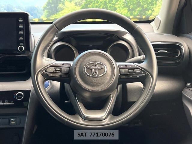 Toyota YARIS CROSS 2021-06 8548456-10