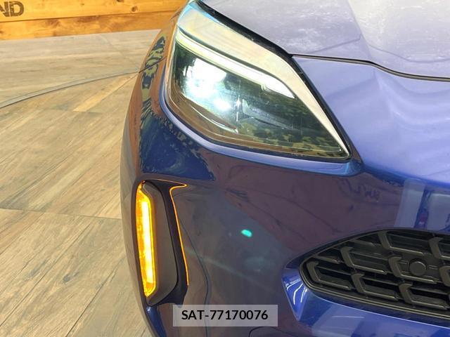 Toyota YARIS CROSS 2021-06 8548456-11
