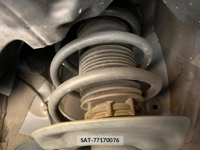 Toyota YARIS CROSS 2021-06 8548456-19