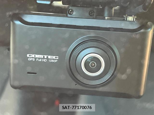 Toyota YARIS CROSS 2021-06 8548456-6