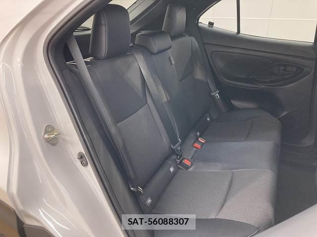 Toyota YARIS CROSS 2024-03 8549272-11