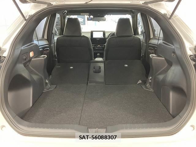 Toyota YARIS CROSS 2024-03 8549272-12