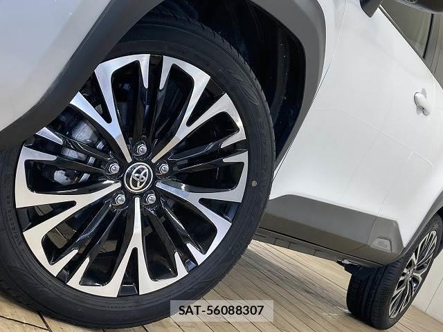 Toyota YARIS CROSS 2024-03 8549272-18