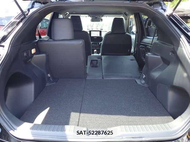 Toyota YARIS CROSS 2026-02 8549376-11