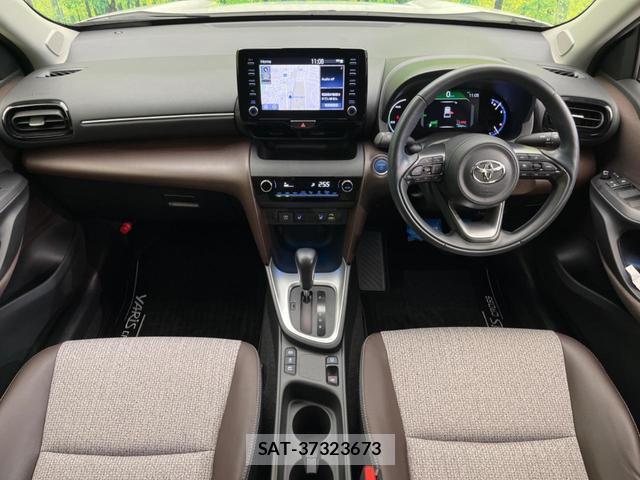 Toyota YARIS CROSS 2021-10 8549586-1