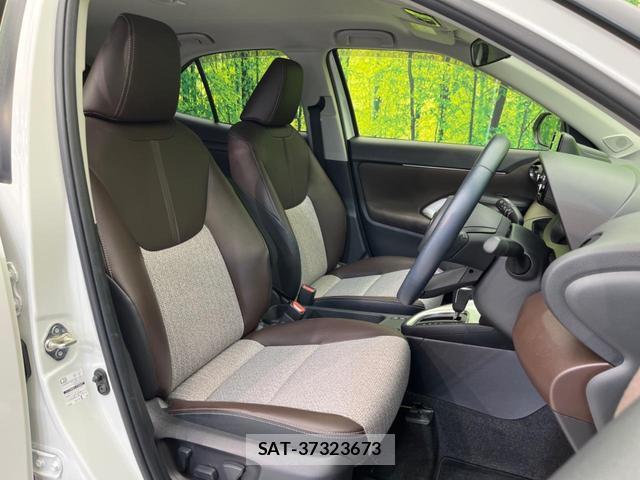 Toyota YARIS CROSS 2021-10 8549586-7