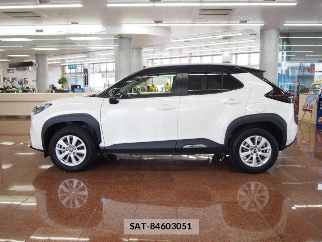 Toyota YARIS CROSS 2021-05 8549798-8