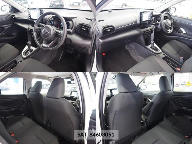 Toyota YARIS CROSS 2021-05 8549798-13