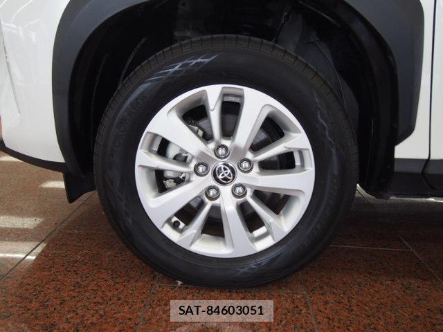 Toyota YARIS CROSS 2021-05 8549798-6
