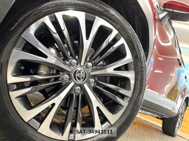 Toyota YARIS CROSS 2023-03 8550057-12