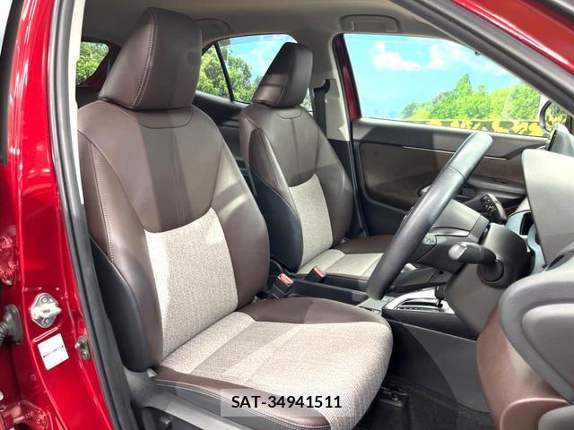 Toyota YARIS CROSS 2023-03 8550057-7