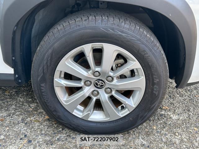 Toyota YARIS CROSS 2022-11 8550136-14