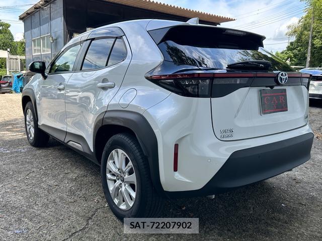 Toyota YARIS CROSS 2022-11 8550136-17
