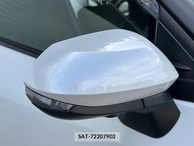 Toyota YARIS CROSS 2022-11 8550136-19