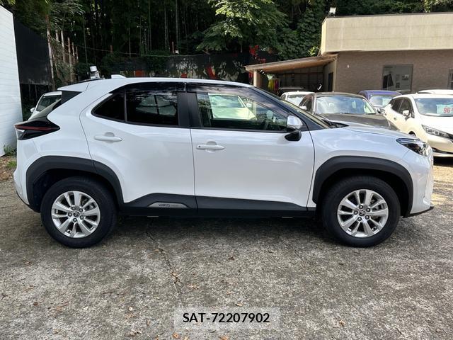 Toyota YARIS CROSS 2022-11 8550136-4
