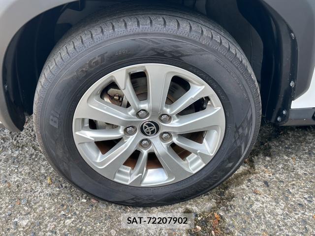 Toyota YARIS CROSS 2022-11 8550136-8