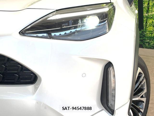 Toyota YARIS CROSS 2022-09 8550689-11
