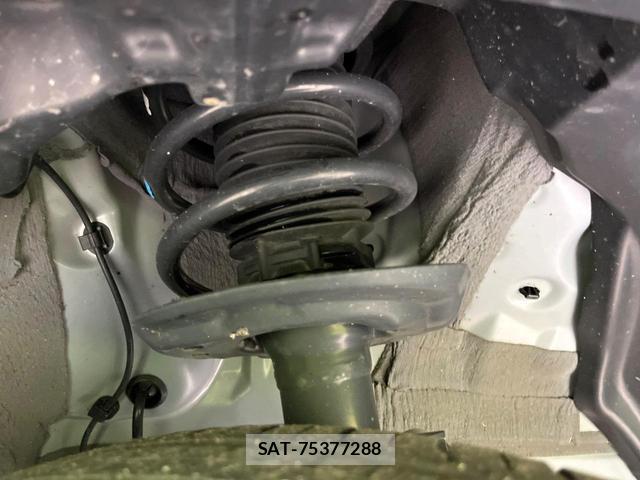 Toyota YARIS CROSS 2024-01 8550768-19