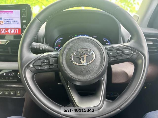Toyota YARIS CROSS 2020-09 8550948-15
