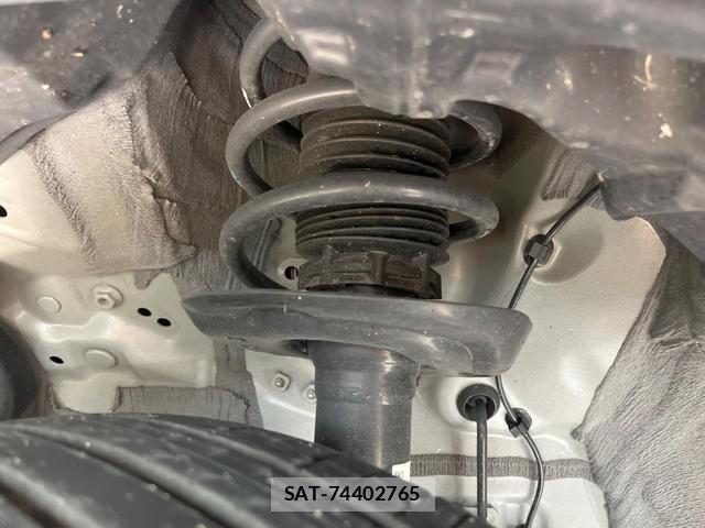 Toyota YARIS CROSS 2025-06 8551686-19