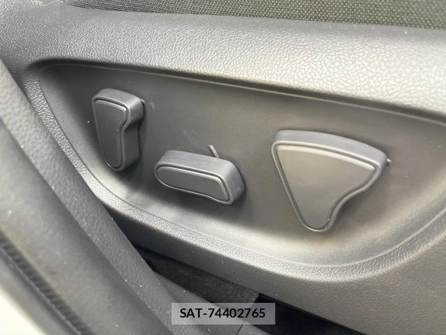 Toyota YARIS CROSS 2025-06 8551686-5