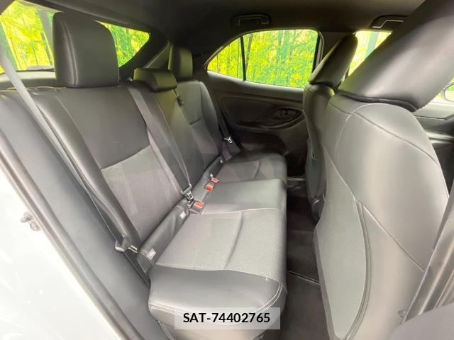 Toyota YARIS CROSS 2025-06 8551686-7