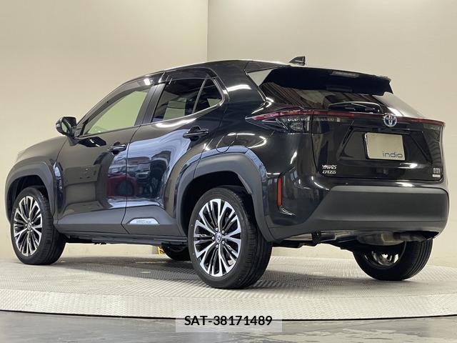 Toyota YARIS CROSS 2023-09 8551823-9