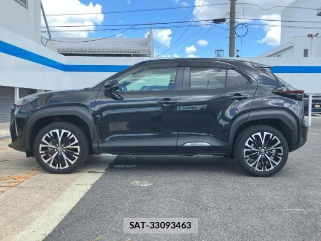 Toyota YARIS CROSS 2025-02 8551882-1