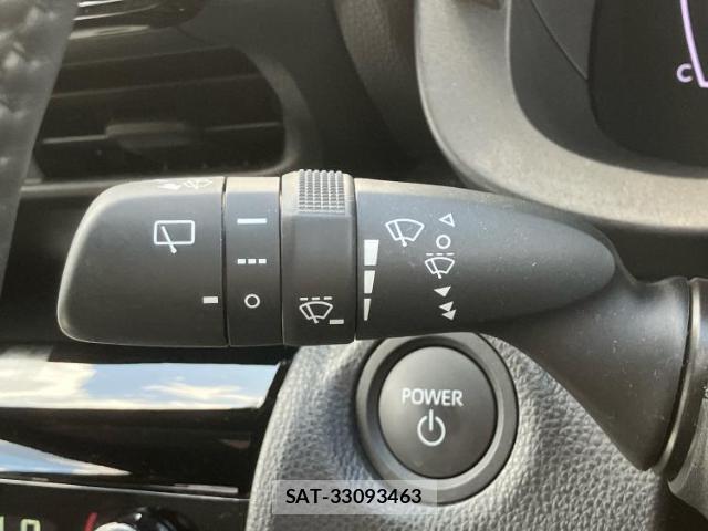 Toyota YARIS CROSS 2025-02 8551882-15