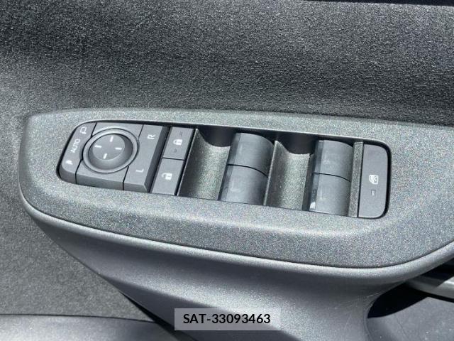 Toyota YARIS CROSS 2025-02 8551882-7
