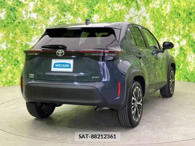 Toyota YARIS CROSS 2024-04 8552314-2