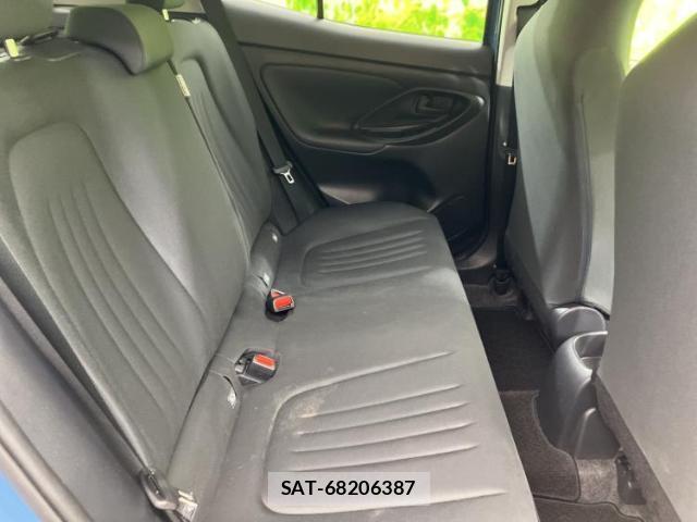 Toyota YARIS CROSS 2024-05 8552363-4