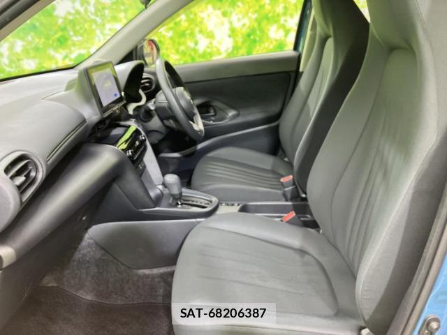 Toyota YARIS CROSS 2024-05 8552363-6