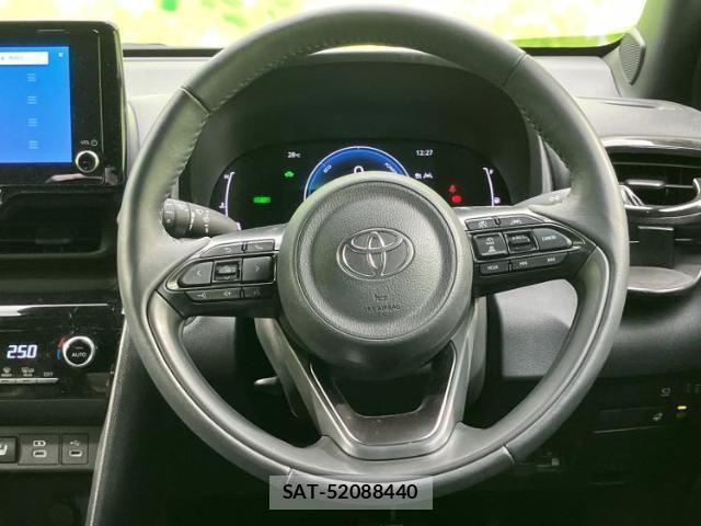 Toyota YARIS CROSS 2024-06 8552489-13