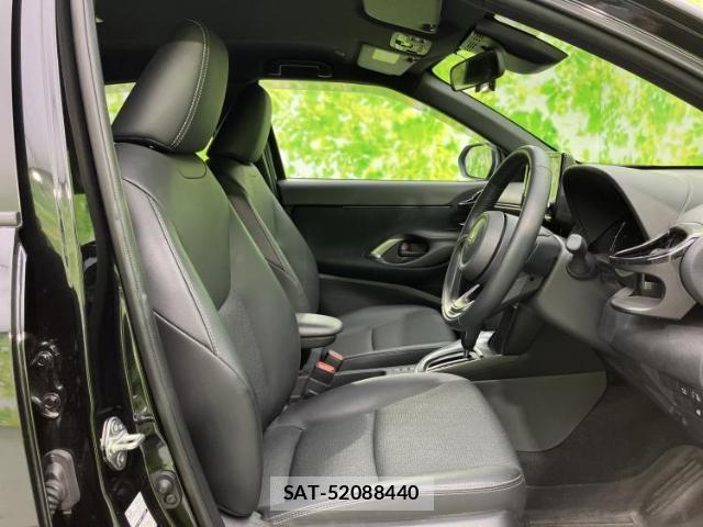 Toyota YARIS CROSS 2024-06 8552489-3