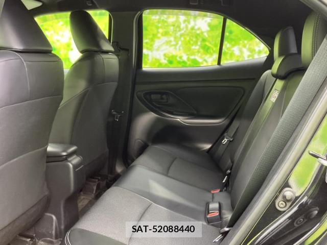 Toyota YARIS CROSS 2024-06 8552489-6