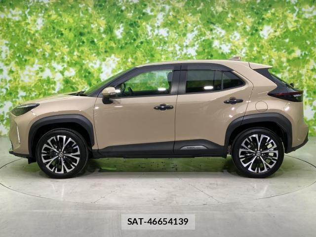 Toyota YARIS CROSS 2024-10 8552526-1