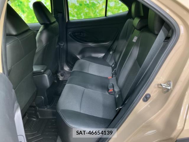 Toyota YARIS CROSS 2024-10 8552526-7