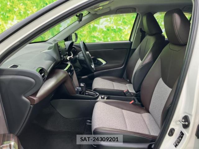 Toyota YARIS CROSS 2021-05 8552565-5