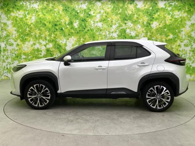 Toyota YARIS CROSS 2023-06 8552656-1