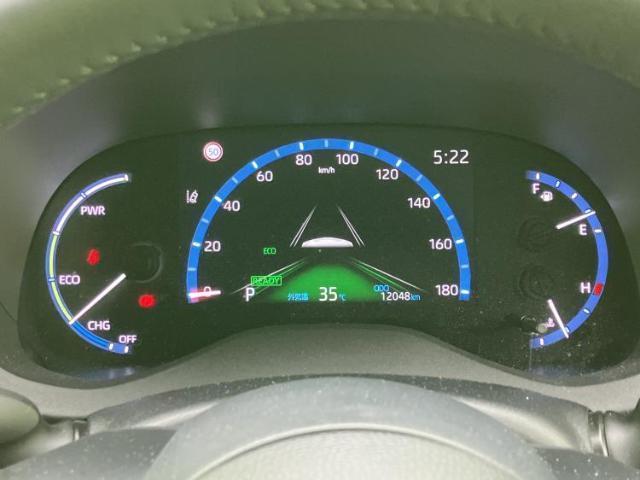 Toyota YARIS CROSS 2023-06 8552656-13